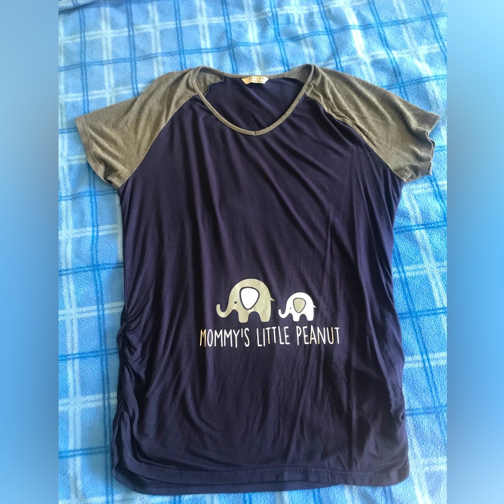 Large maternity shirt